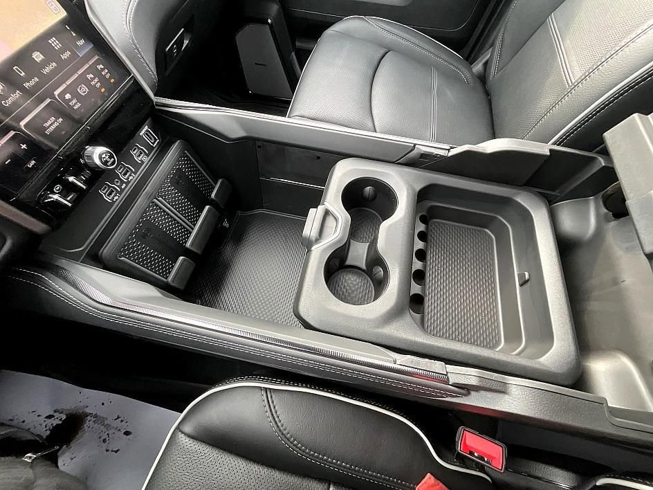 New 2026 RAM 2500 Rebel w/ Rebel Level 2 Equipment Group image 32