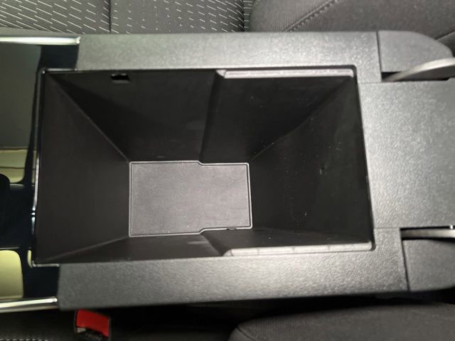 Used 2026 Chevrolet Equinox LT FWD image 25