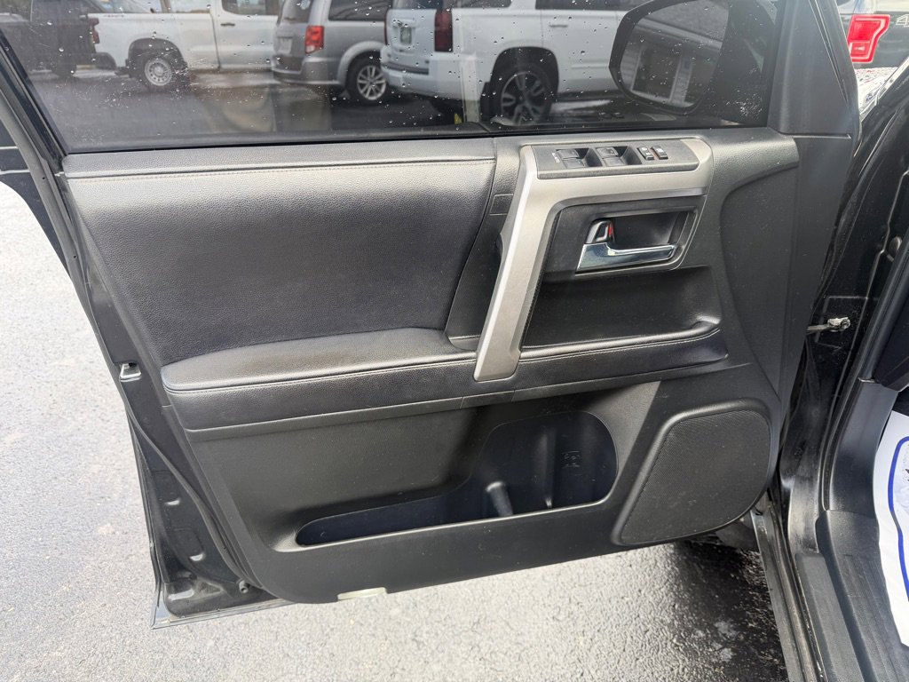 Used 2018 Toyota 4Runner SR5 Premium AWD/4WD image 14