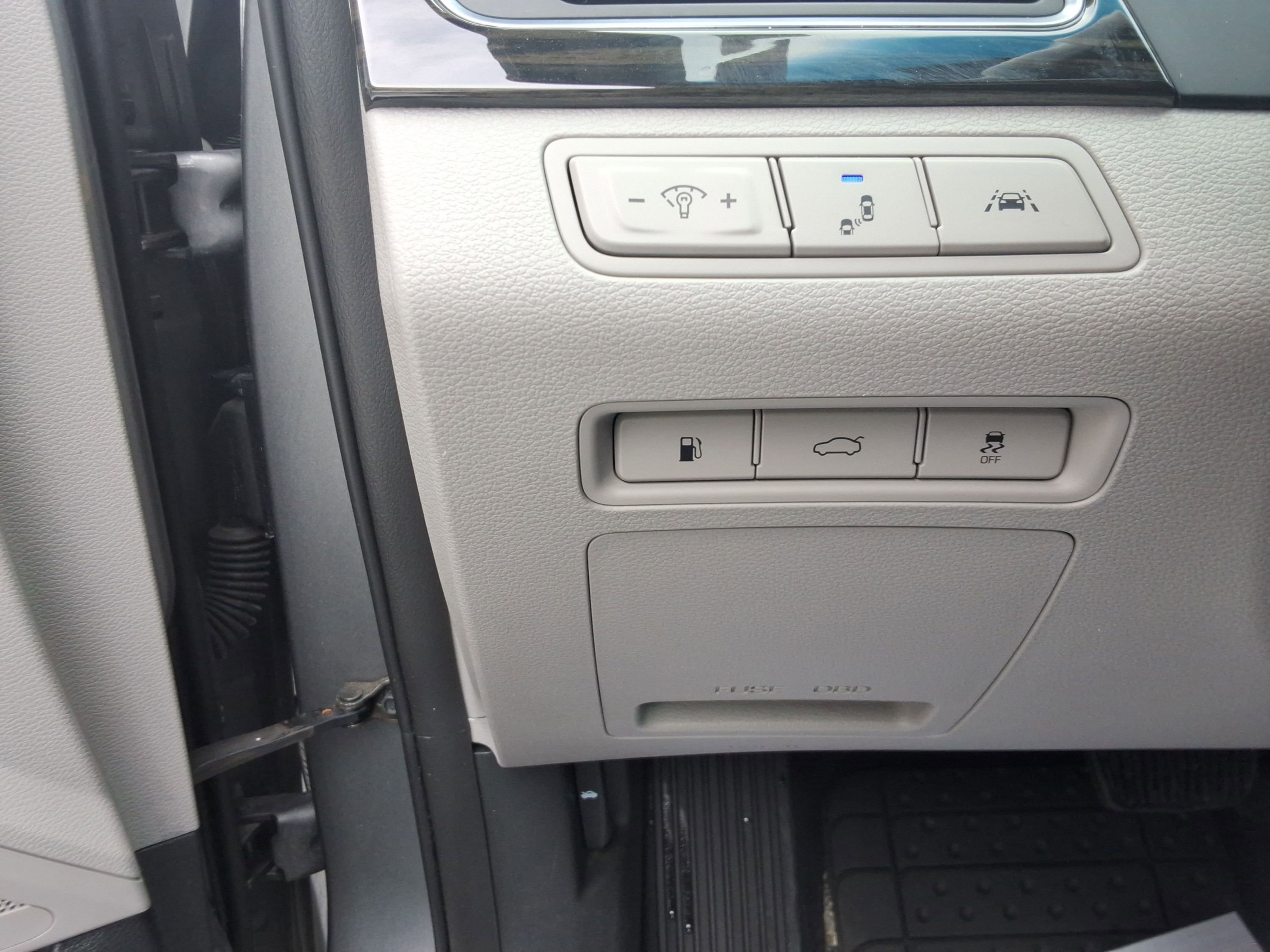 Used 2017 Hyundai Sonata Limited w/ Ultimate Package 02 image 20