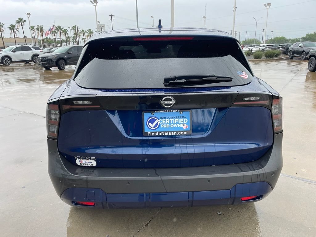 Used 2025 Nissan Kicks SV FWD image 6