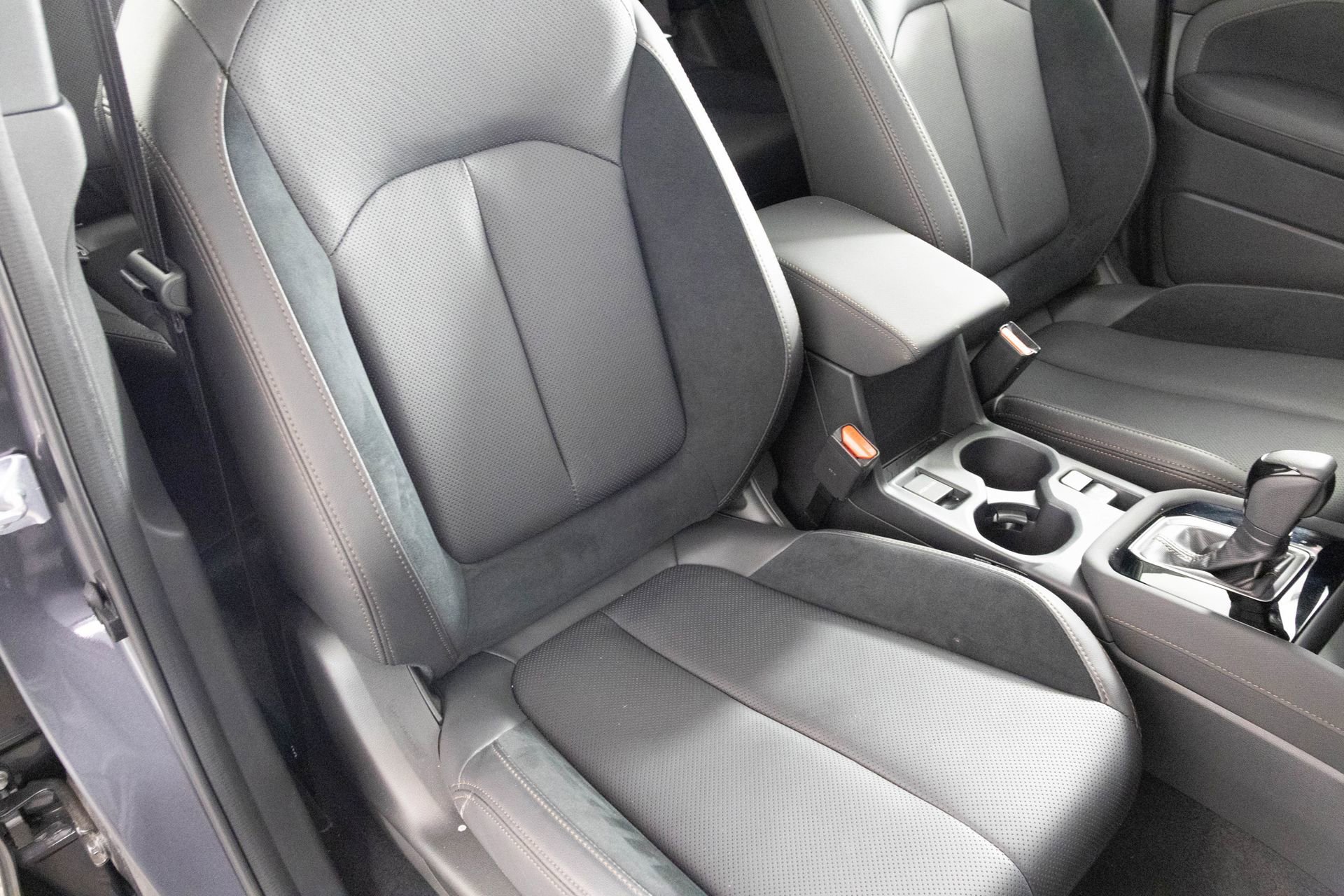 Used 2025 Subaru Forester Touring image 40