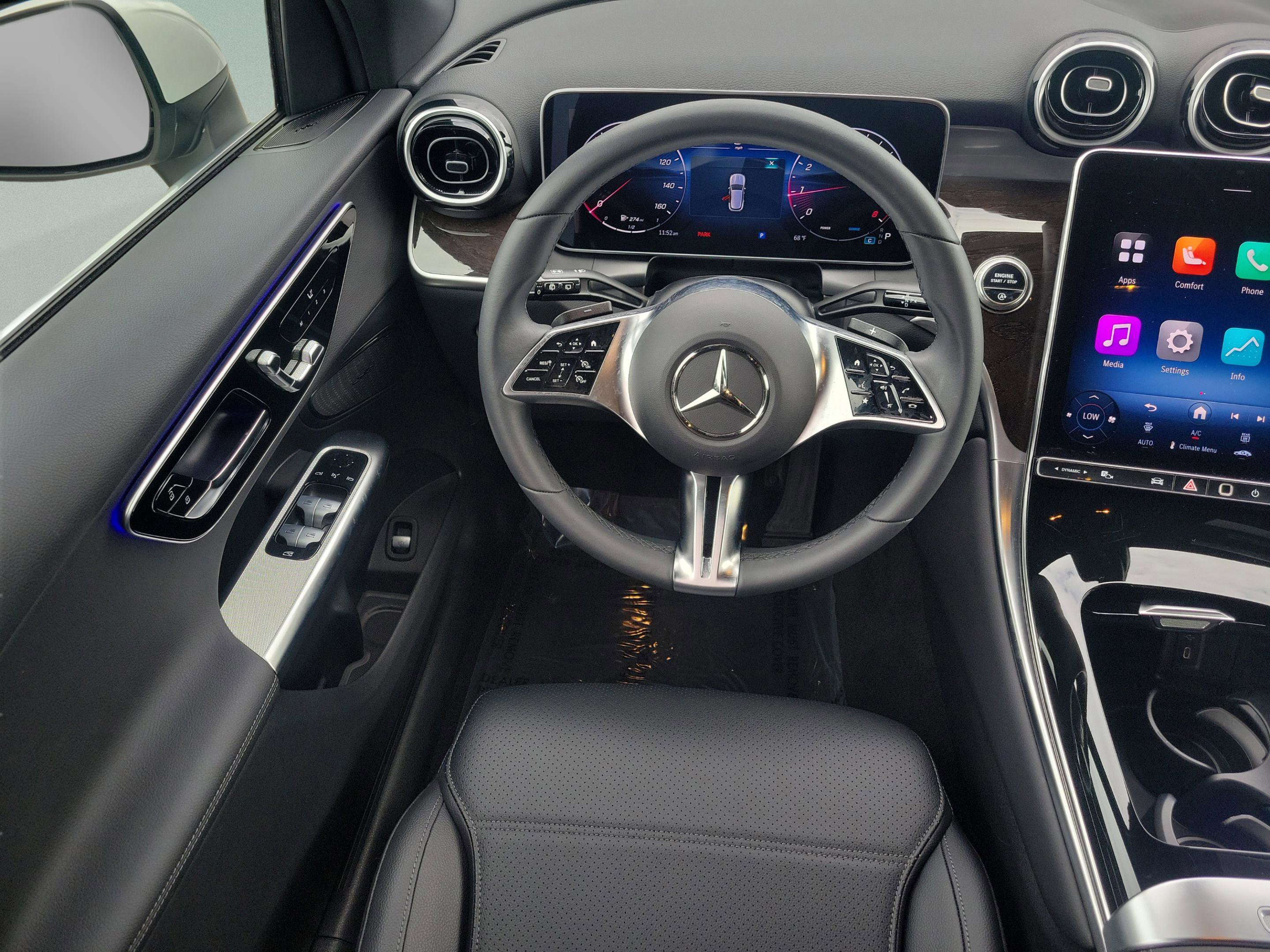 Certified 2025 Mercedes-Benz GLC 300 image 17