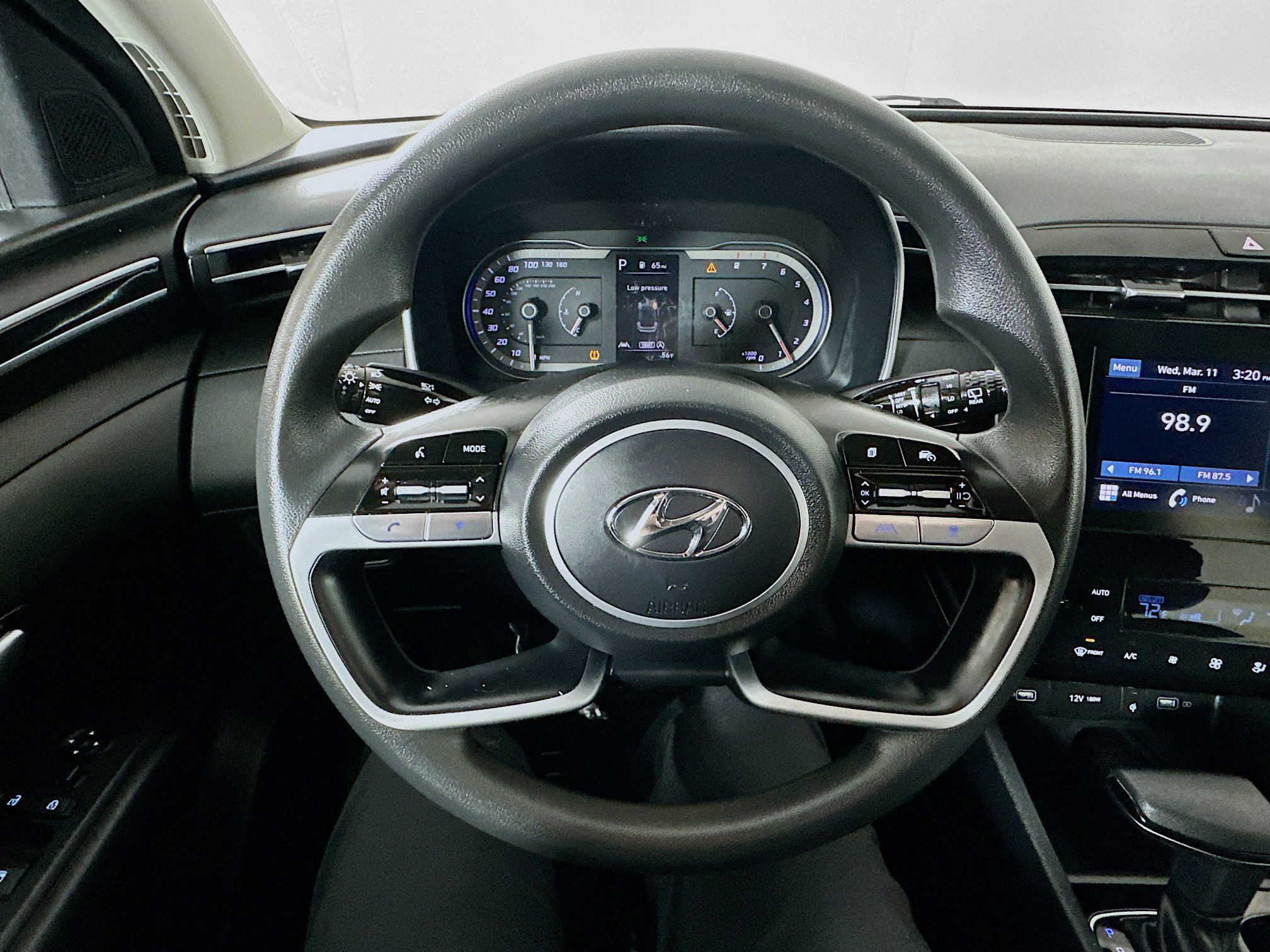 Certified 2024 Hyundai Tucson SEL image 11