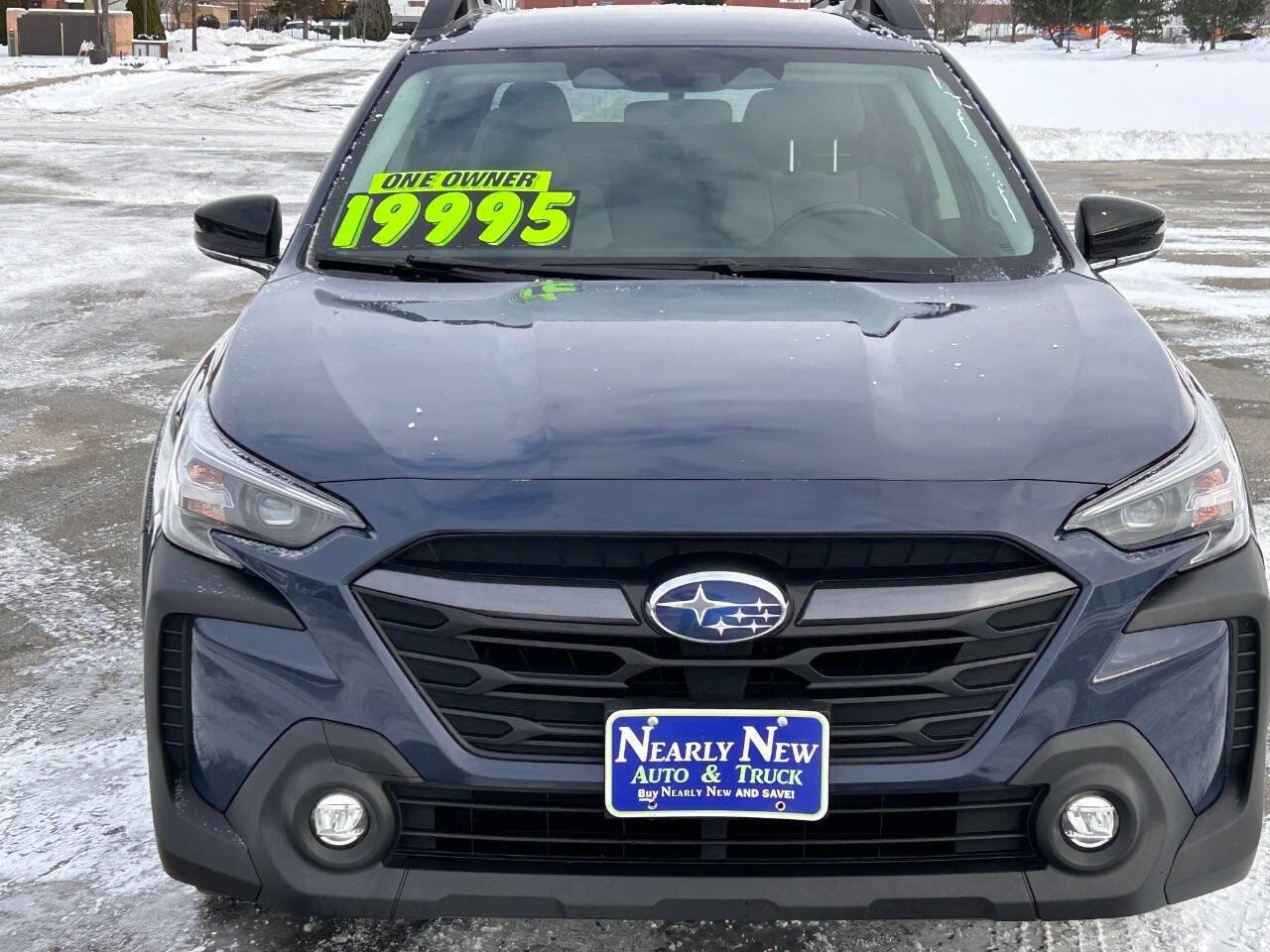 Used 2024 Subaru Outback Premium image 8