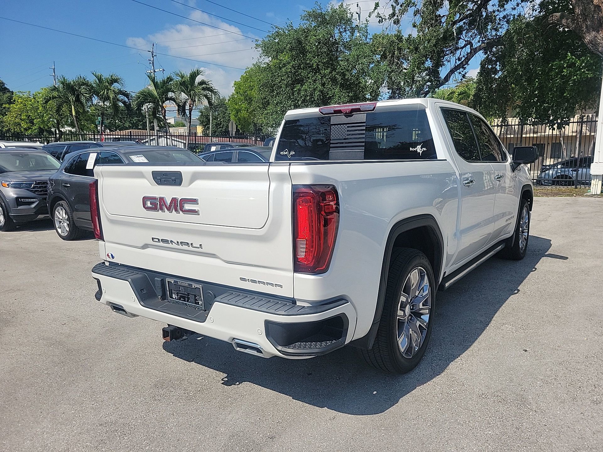 Used 2023 GMC Sierra 1500 Denali w/ Denali Reserve Package AWD/4WD image 10