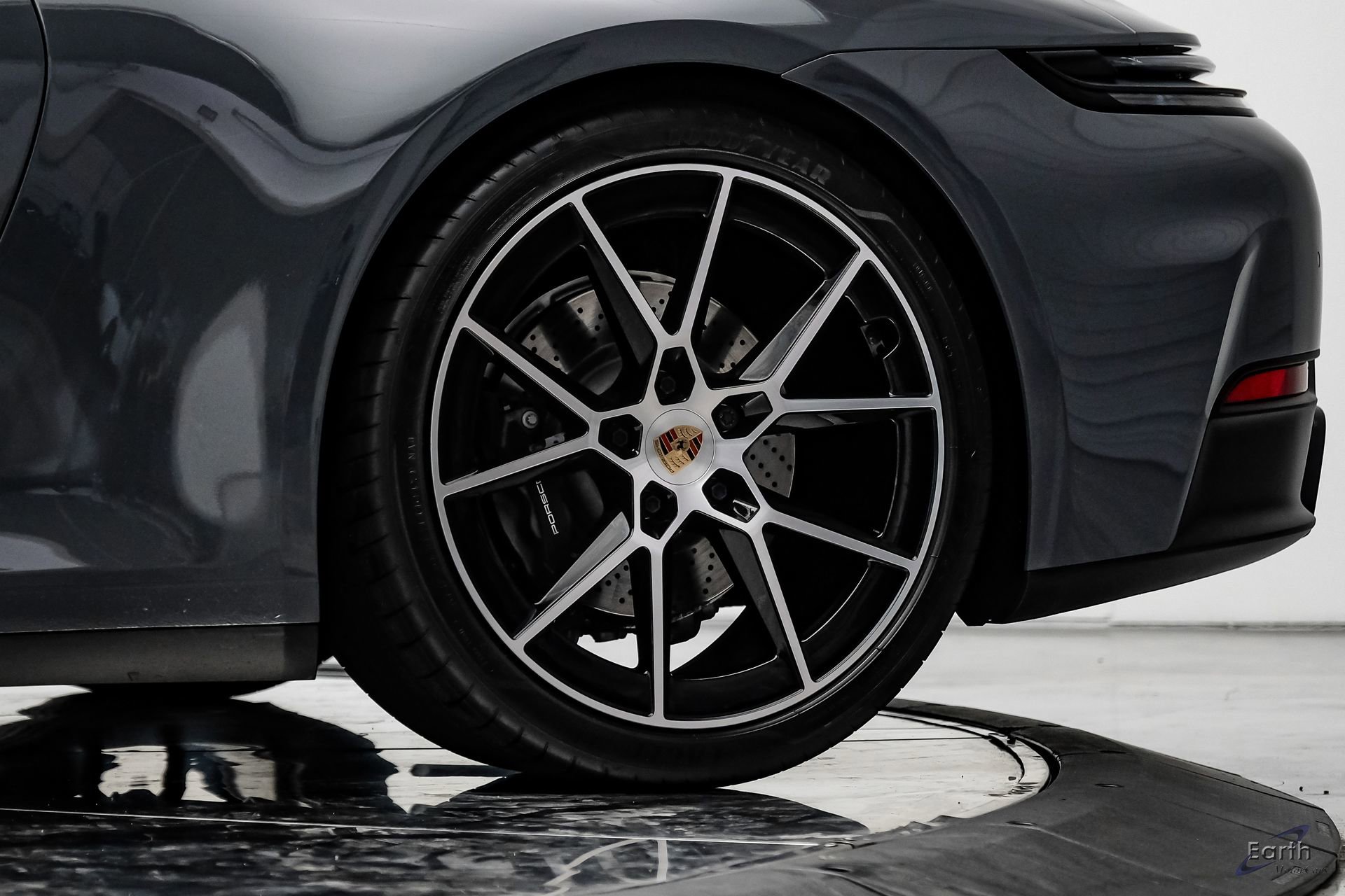 Used 2025 Porsche 911 Carrera T image 92