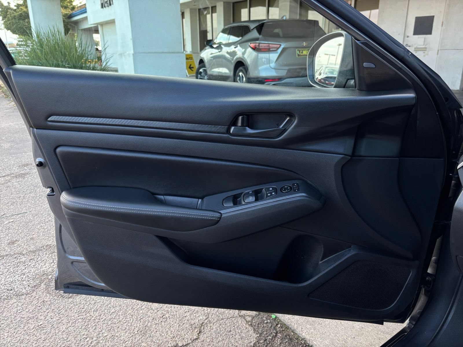 Used 2026 Nissan Altima 2.5 SV FWD image 18