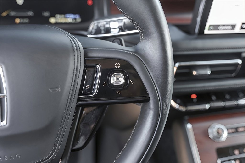 Used 2023 Lincoln Aviator Grand Touring w/ Elements Package Plus image 12