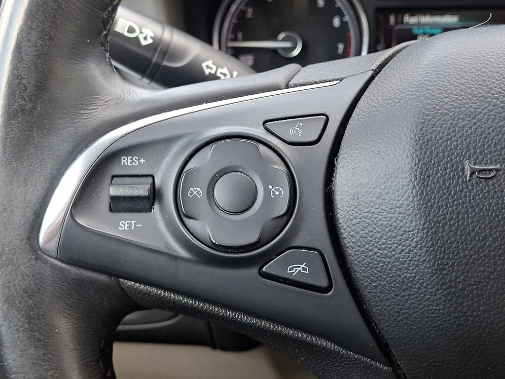 Used 2018 Buick Enclave Essence FWD image 26