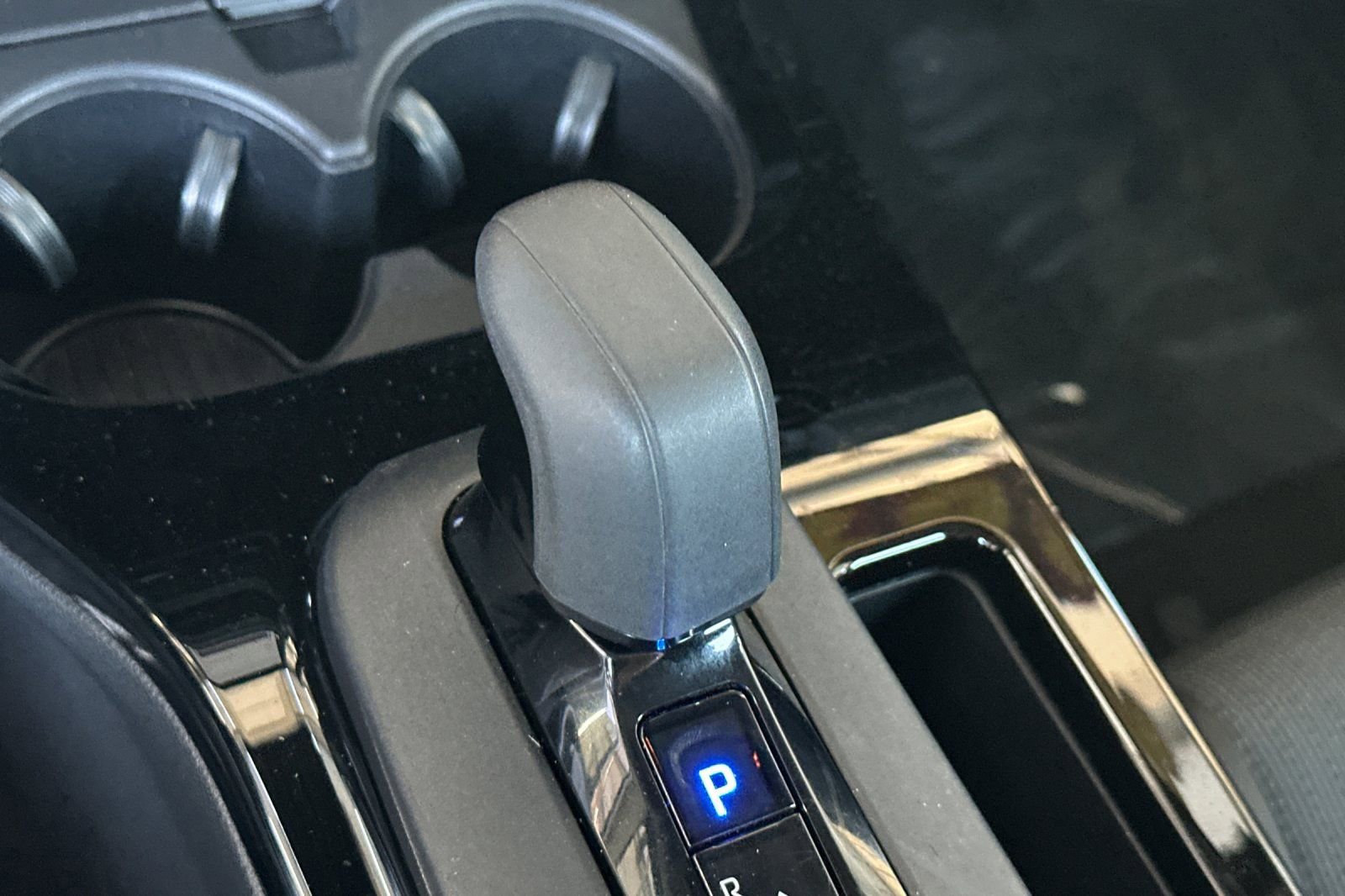 Used 2024 Toyota Prius LE image 24