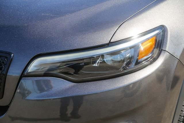 Used 2019 Jeep Cherokee Altitude image 8