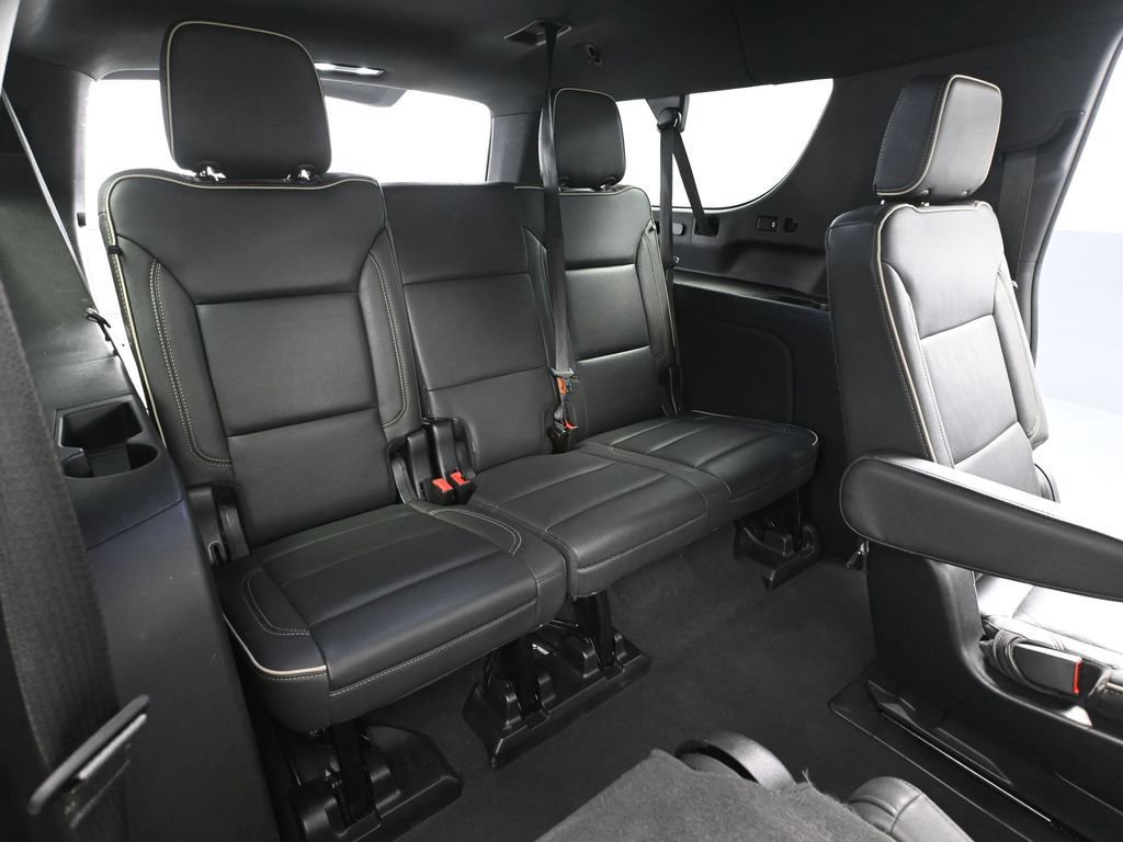Used 2023 Chevrolet Suburban Premier image 53