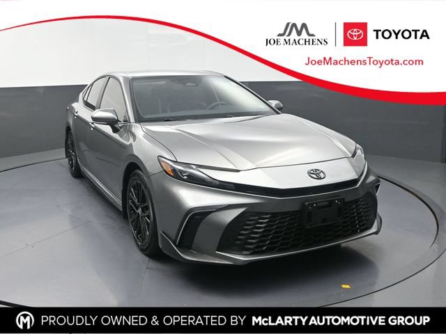 Used 2026 Toyota Camry SE w/ Convenience Package FWD 360° Tour