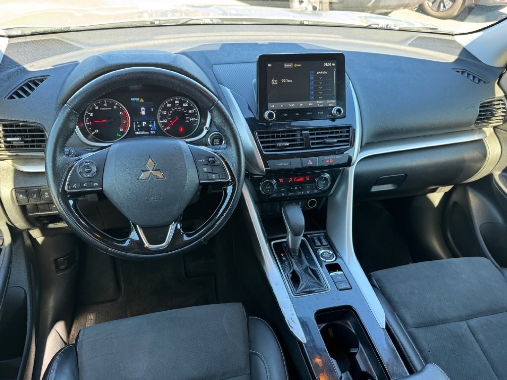 Used 2025 Mitsubishi Eclipse Cross SE AWD/4WD image 16