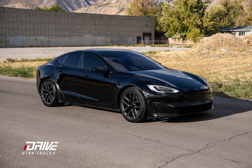 Used 2021 Tesla Model S Plaid image 2