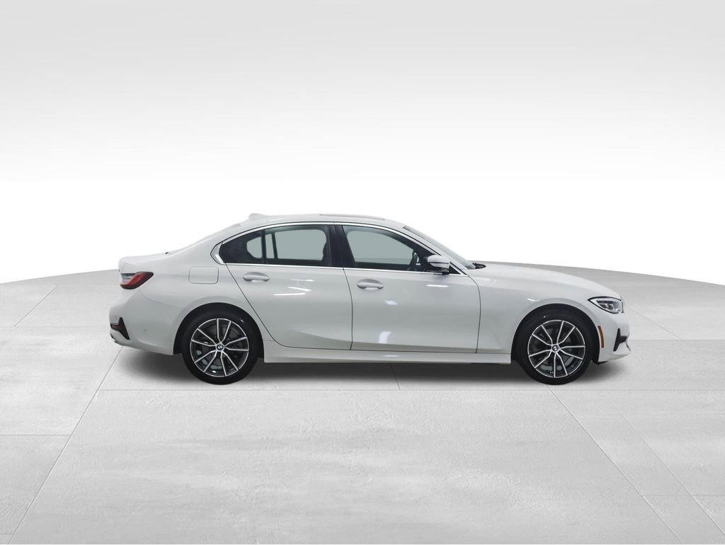 Used 2022 BMW 330i xDrive Sedan w/ Driving Assistance Package image 6