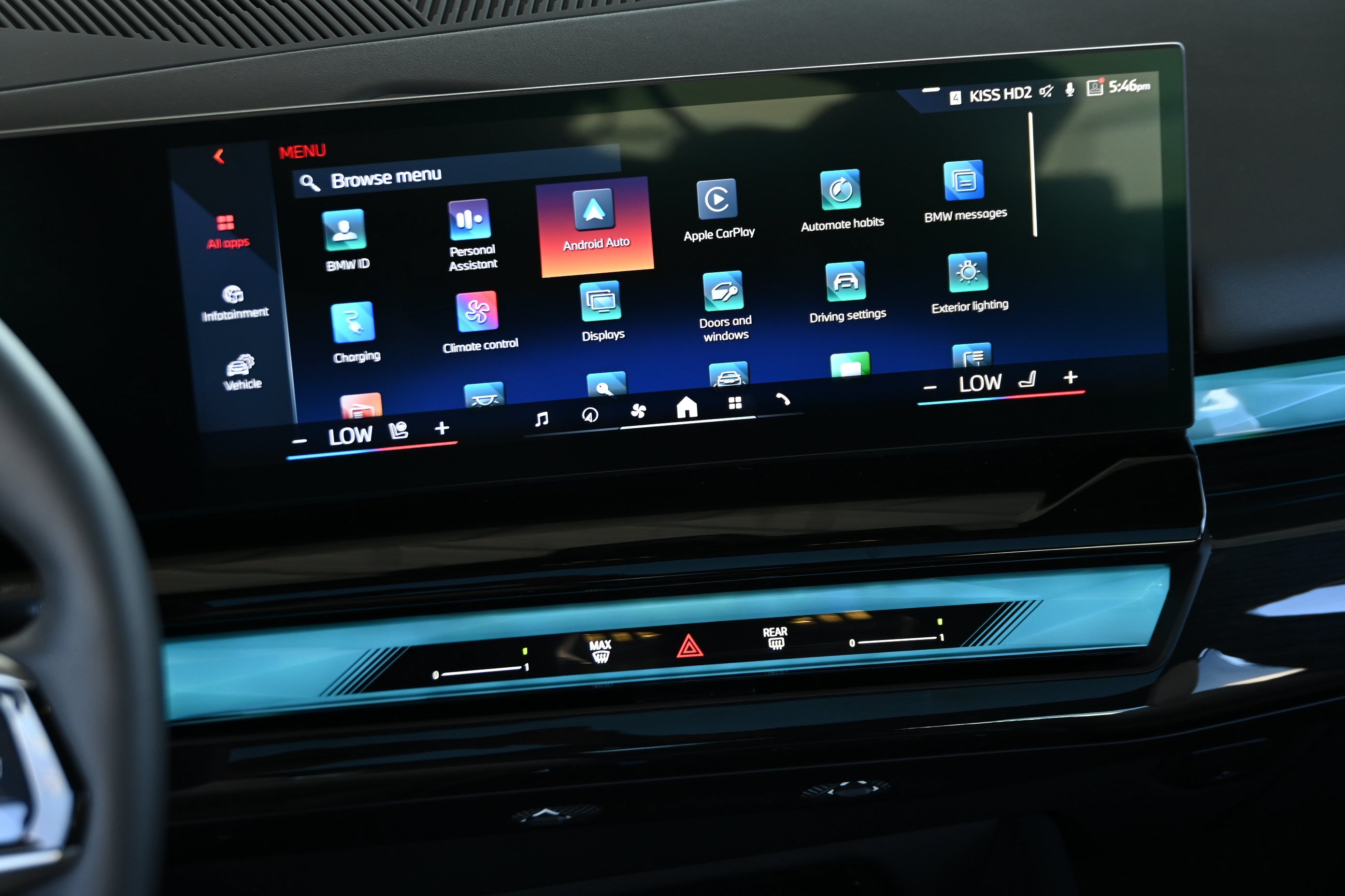 Certified 2026 BMW i5 eDrive40 w/ Executive Package RWD image 30