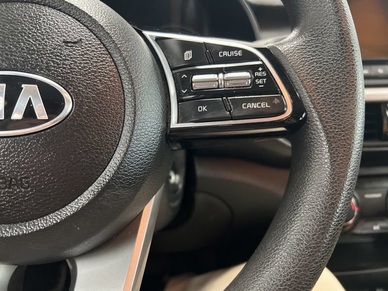 Used 2020 Kia Forte LXS FWD image 22