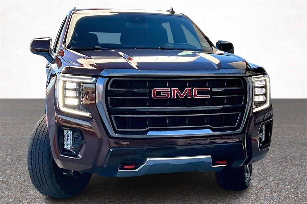 Used 2023 GMC Yukon XL AT4 w/ AT4 Premium Plus Package image 3