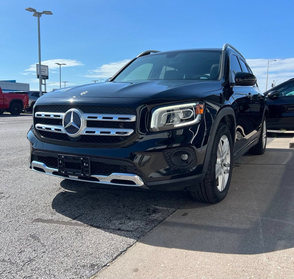 Certified 2020 Mercedes-Benz GLB 250 4MATIC image 4