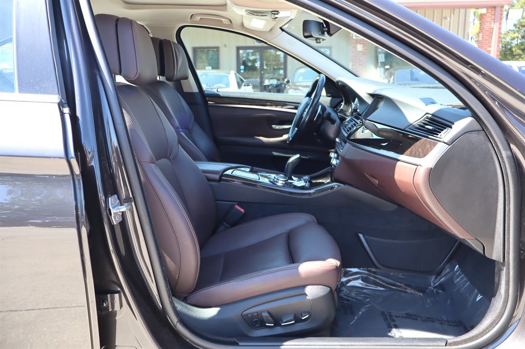 Used 2016 BMW 535d Sedan RWD image 17
