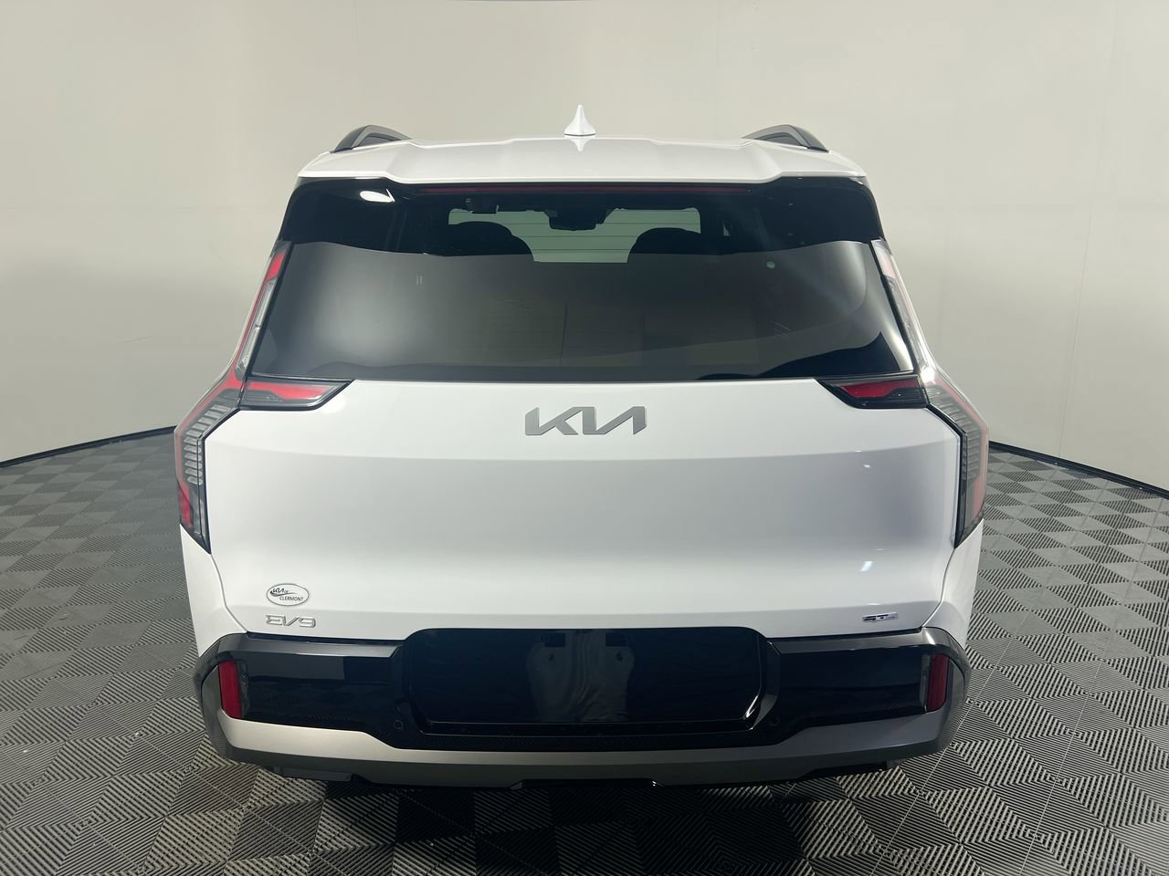 New 2026 Kia EV9 GT-Line AWD/4WD image 4
