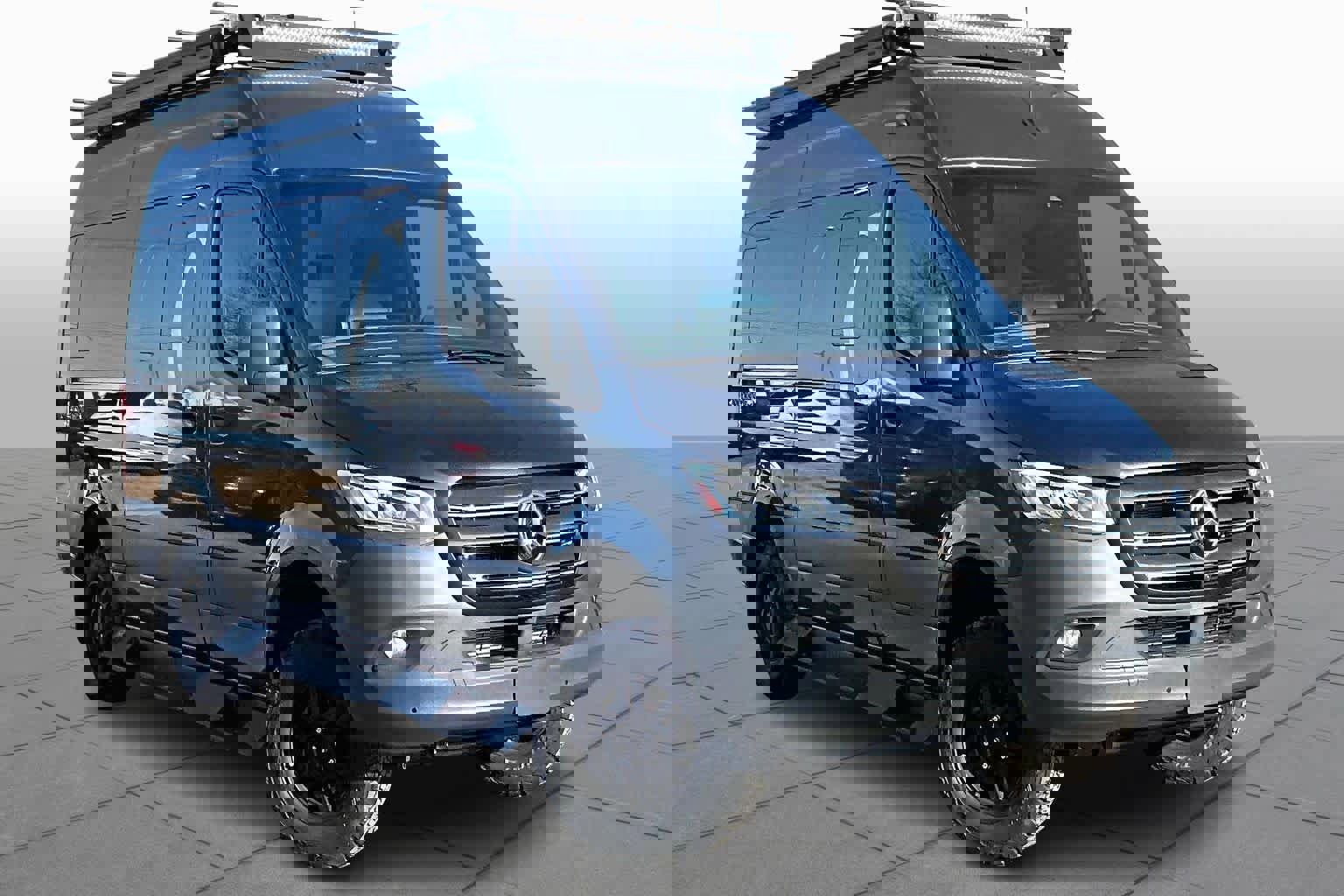 Used 2020 Mercedes-Benz Sprinter 2500 image 3