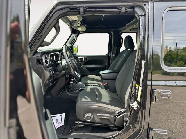 Used 2021 Jeep Wrangler Unlimited Rubicon 4xe w/ Cold Weather Group AWD/4WD image 9