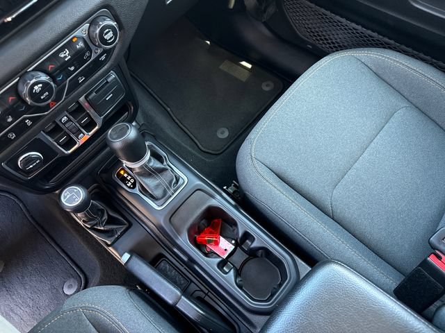 Used 2024 Jeep Wrangler Unlimited Sport AWD/4WD image 17
