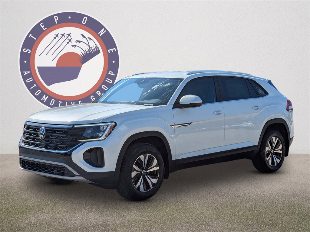 New 2026 Volkswagen Atlas Cross Sport SE image 2