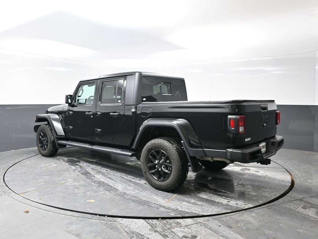 Used 2023 Jeep Gladiator Sport image 12