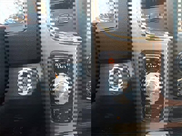 Used 2014 RAM 1500 Laramie w/ Convenience Group image 21