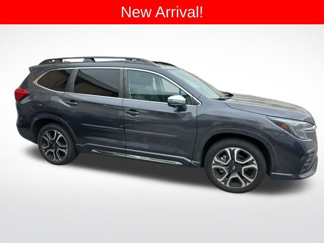 Used 2023 Subaru Ascent Limited w/ Technology Package image 1