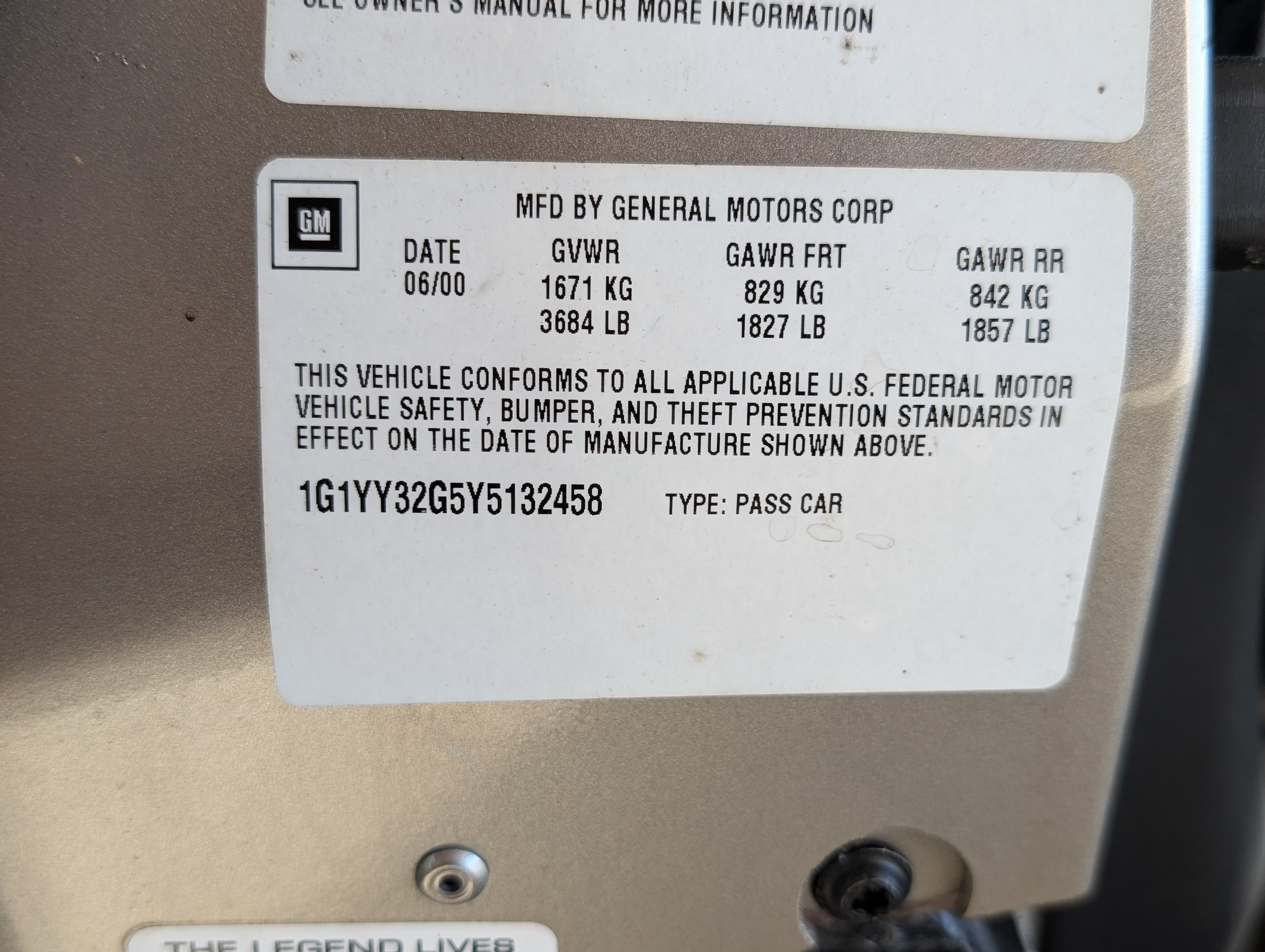 Used 2000 Chevrolet Corvette Convertible w/ Performance Handling Pkg RWD image 28