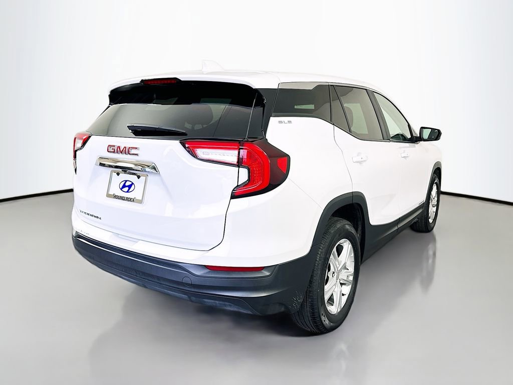 Used 2024 GMC Terrain SLE FWD image 5