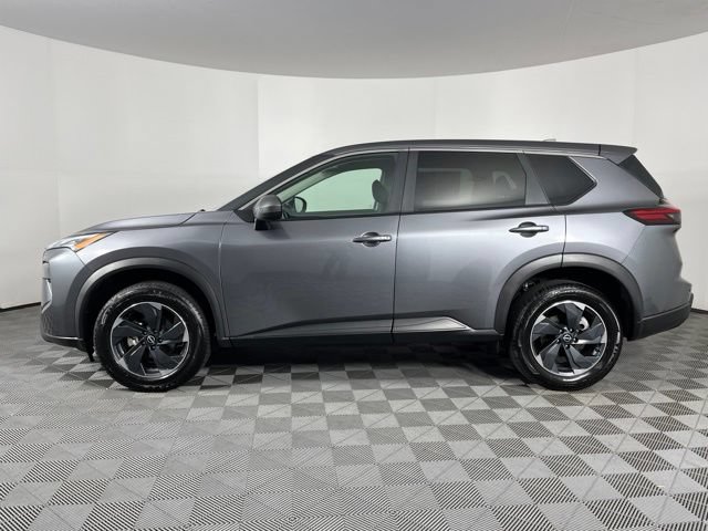 Certified 2025 Nissan Rogue SV FWD image 7