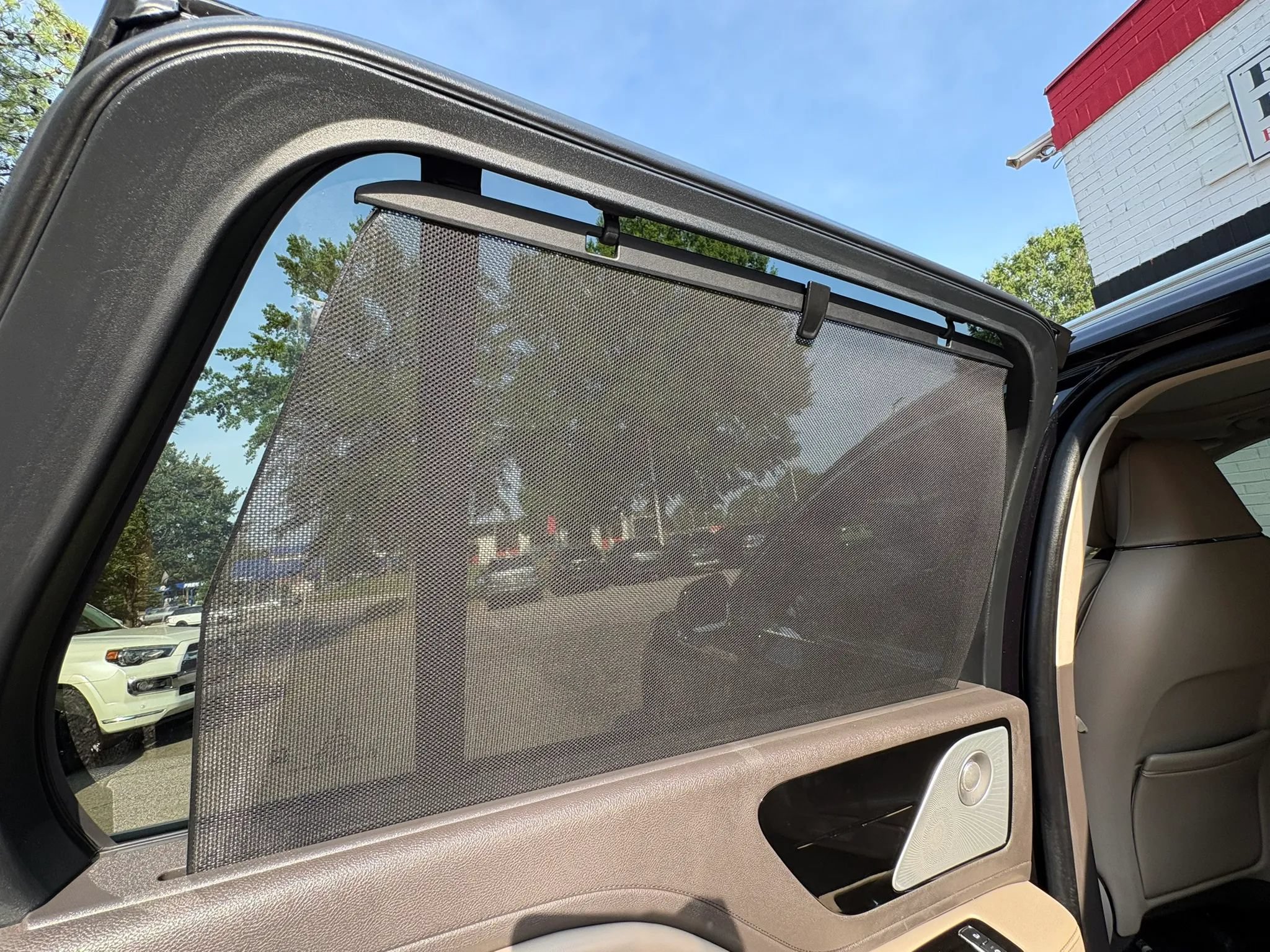 Used 2020 Lincoln Aviator Reserve w/ Equipment Group 202A AWD/4WD image 38