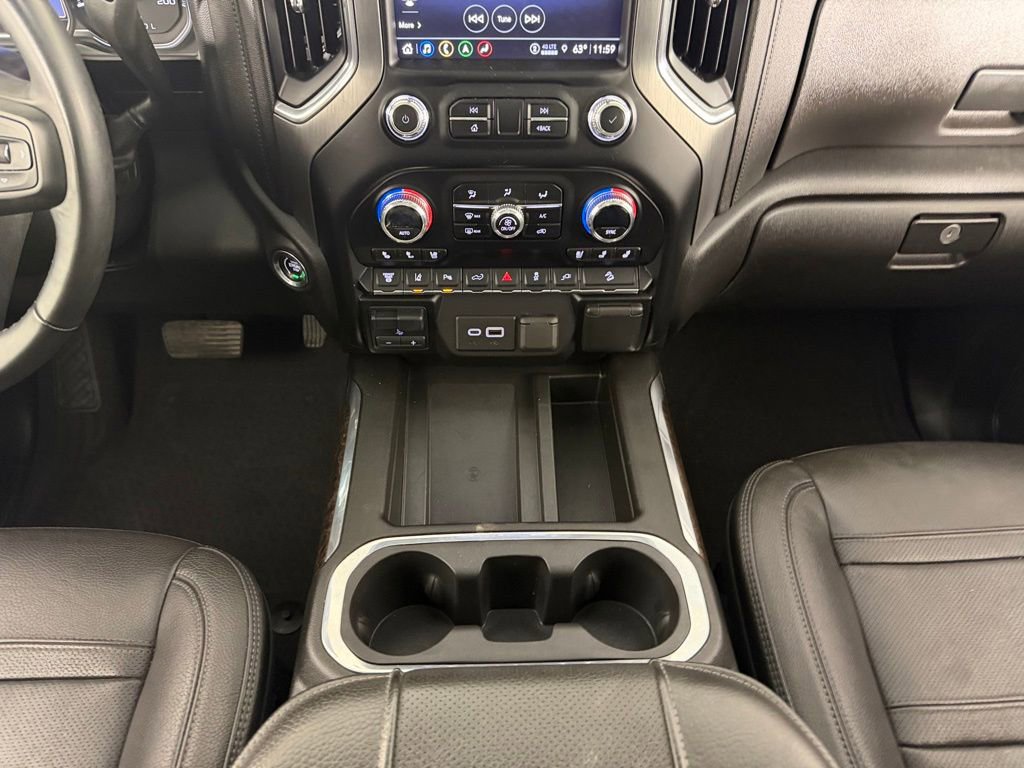 Used 2023 GMC Sierra 3500 Denali w/ Denali Ultimate Package AWD/4WD image 16