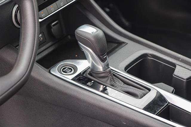 Used 2024 Nissan Sentra SV image 20