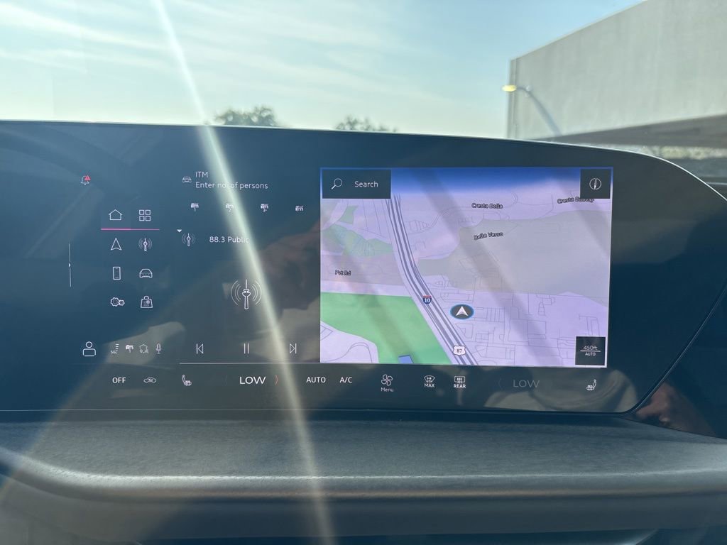 Used 2025 Audi Q5 Premium w/ Convenience Package image 20