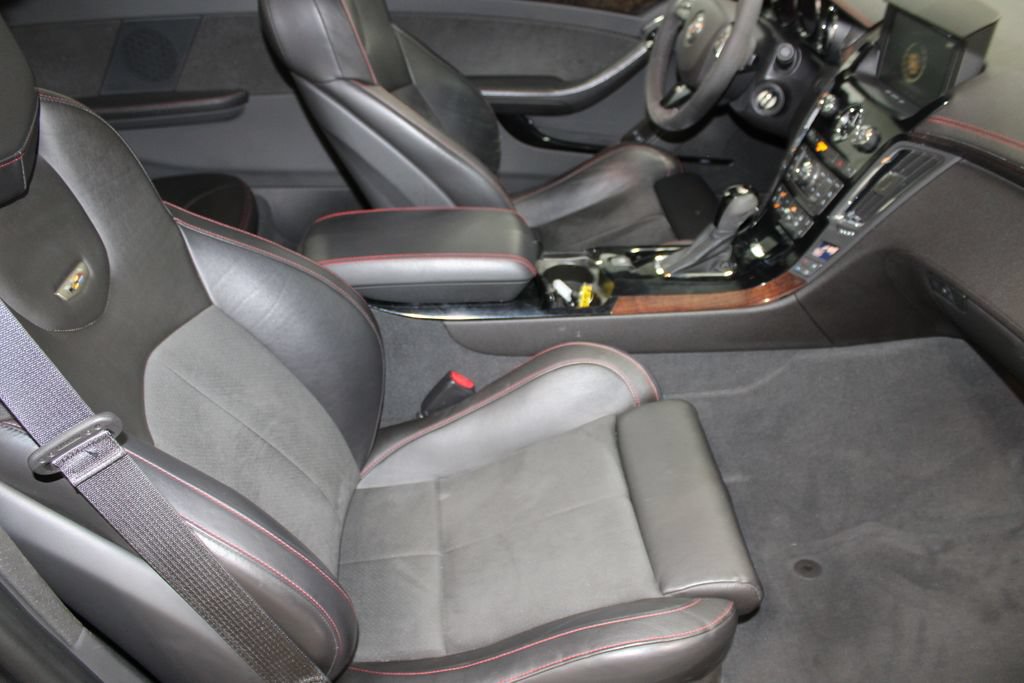 Used 2015 Cadillac CTS V RWD image 23