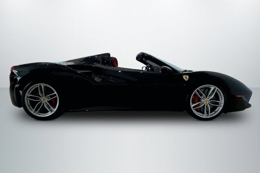 Used 2017 Ferrari 488 Spider RWD image 4
