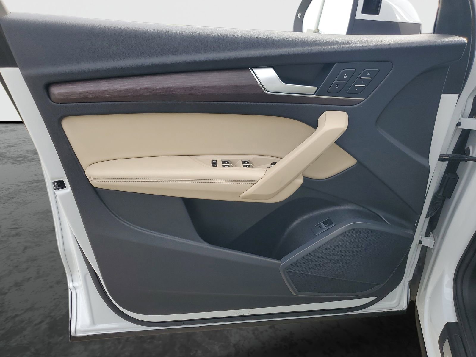 Used 2022 Audi Q5 2.0T Premium Plus image 21