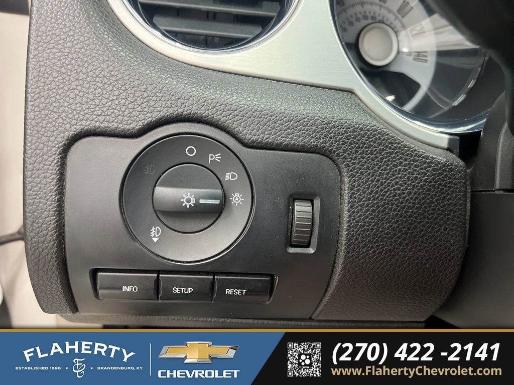 Used 2010 Ford Mustang GT RWD image 19
