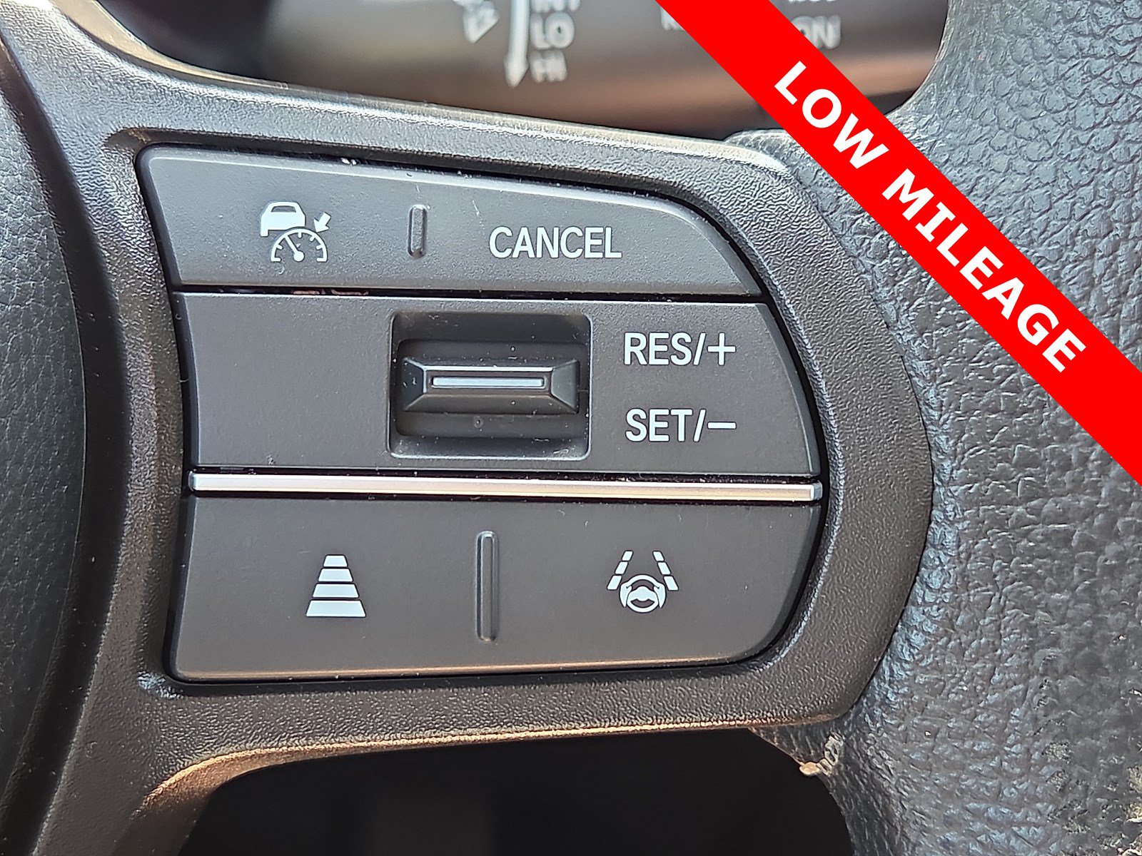 Used 2025 Honda CR-V LX image 22