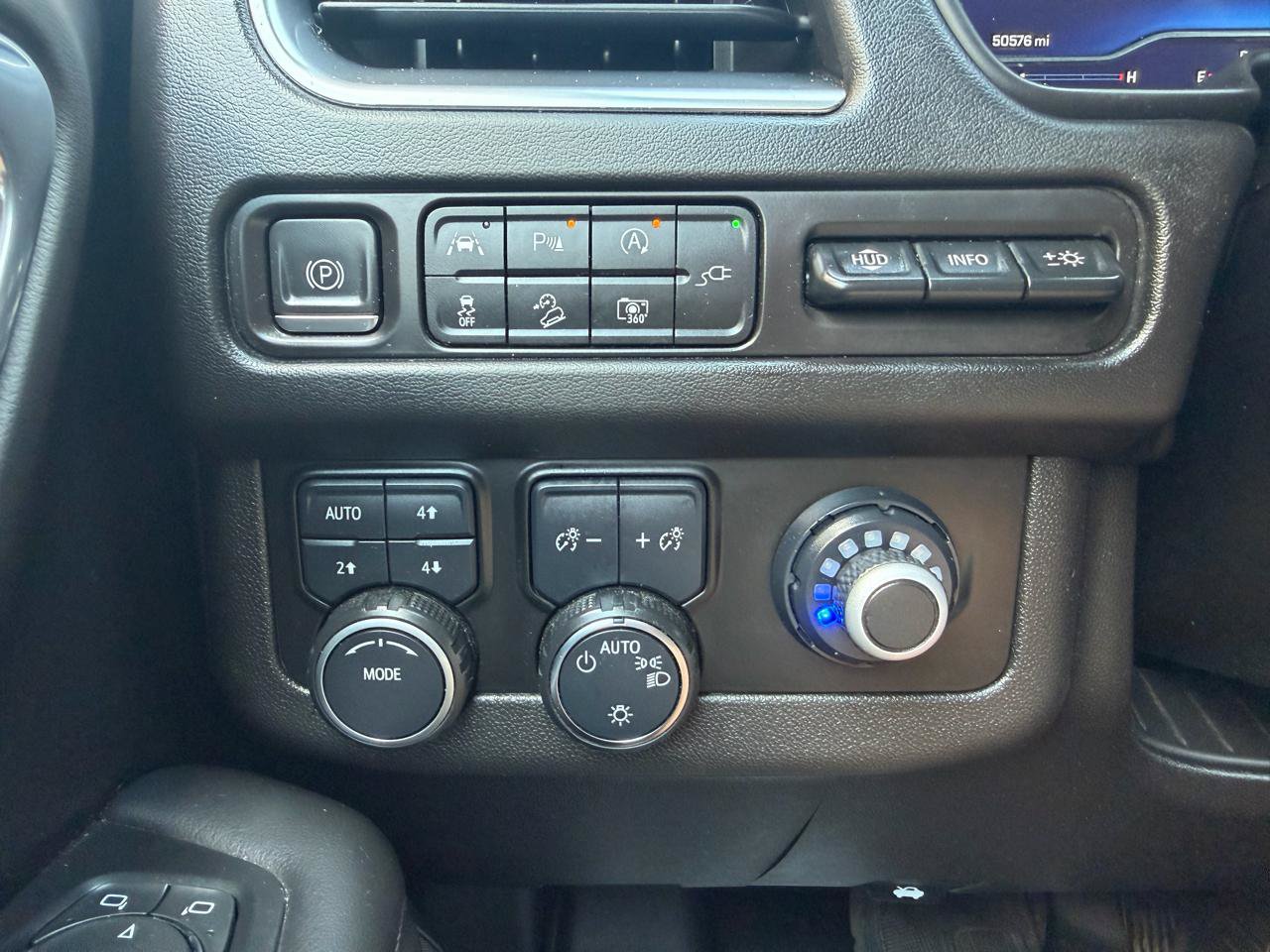 Used 2022 Chevrolet Tahoe High Country AWD/4WD image 19