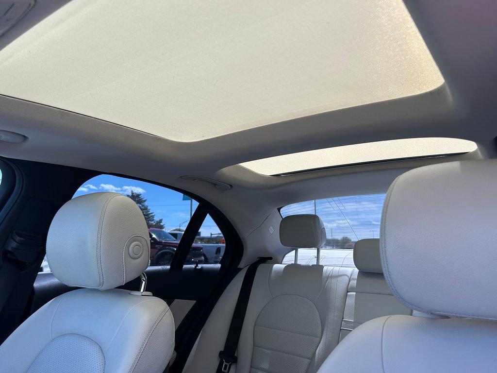 Used 2018 Mercedes-Benz C 300 4MATIC Sedan image 27