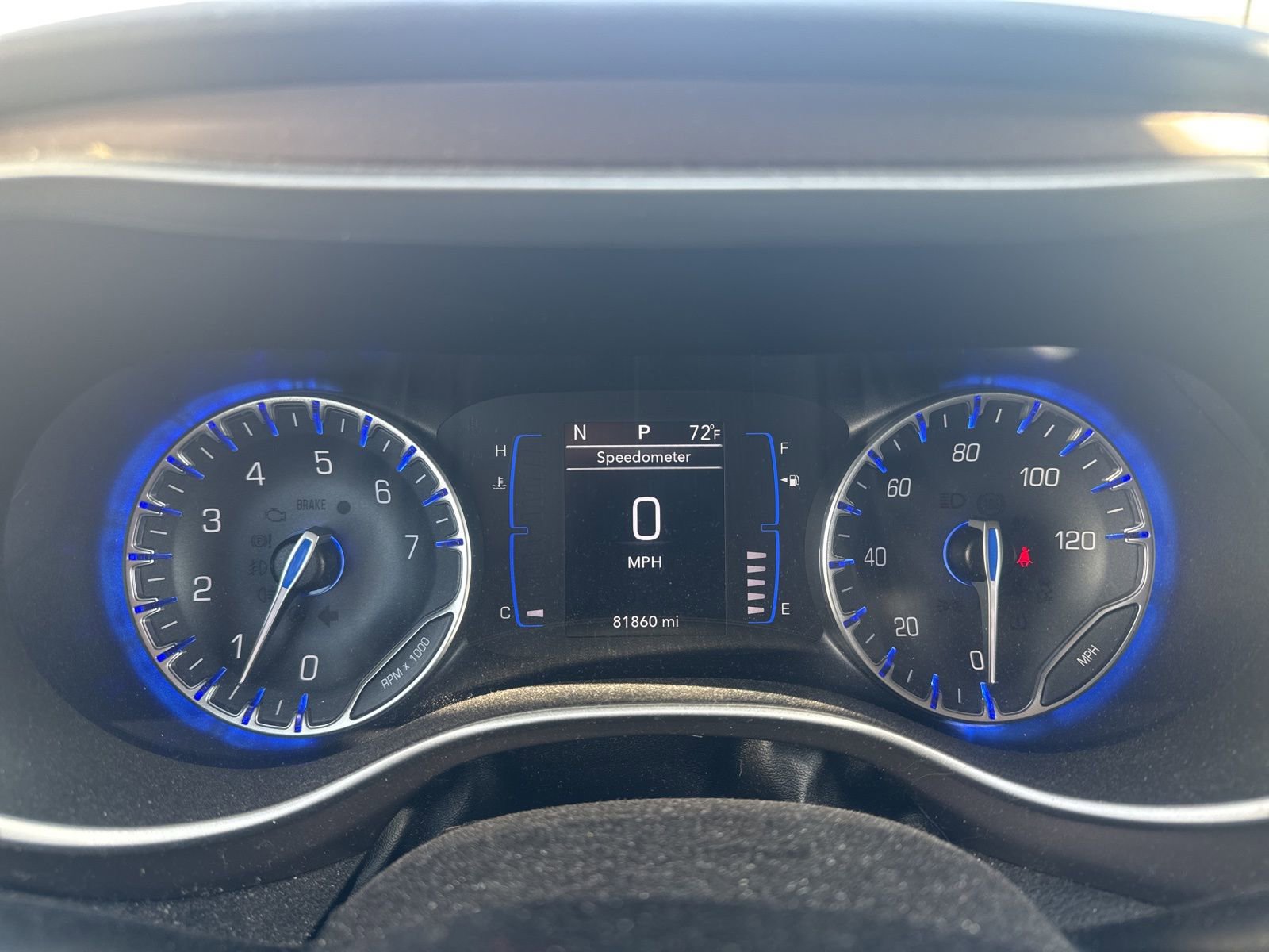 Used 2020 Chrysler Voyager Lxi image 10