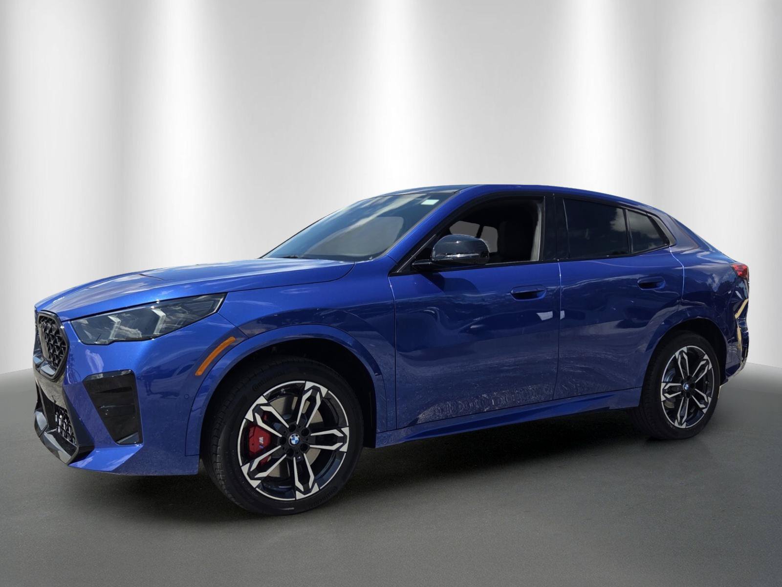 New 2026 BMW X2 xDrive28i w/ Technology Package AWD/4WD image 3